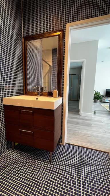 Lovely 1-bedroom In N1 * Лондон